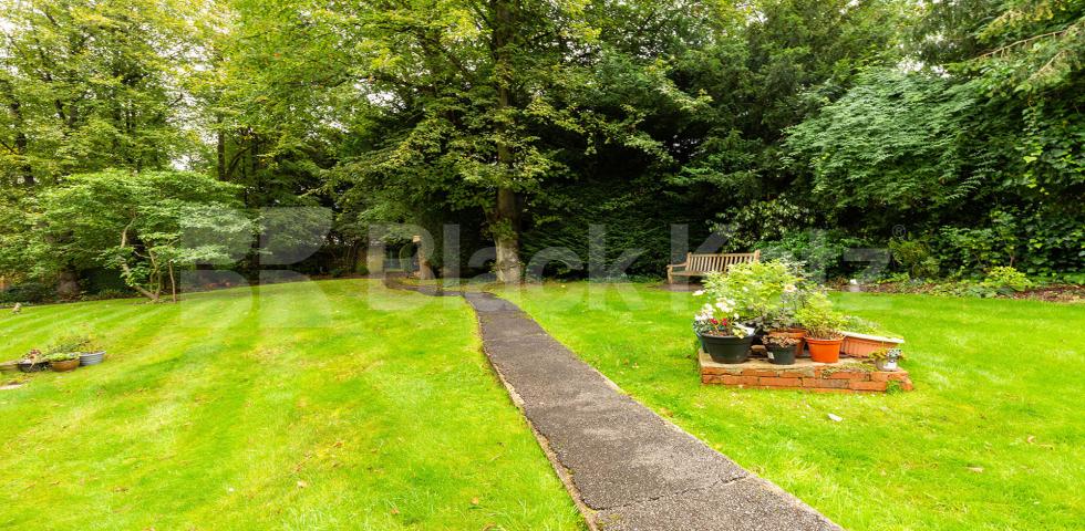 			1 Bedroom, 1 bath, 1 reception Flat			 Crescent Road, CROUCH END